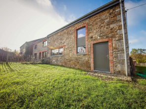 Quietly Located Farmhouse L'echappee Belle