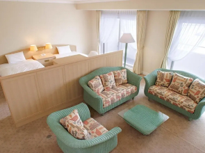 Hotel Laguna Hill