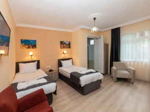 Golden Flower Hotel