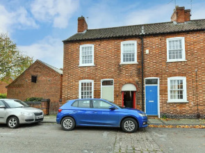 Newark Central Cottage