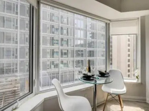 LUX Junior Suite at Yorkville ☆☆☆☆☆