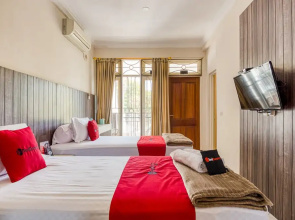 Home Stay Empat Lima by Reddoorz