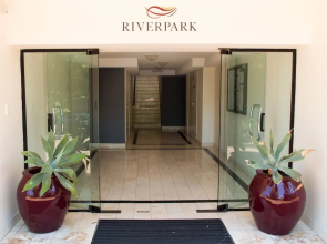 Riverpark-studio apartment