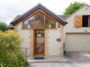 Dove Lodge in Painswick