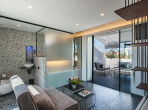 Grimaldi Terrace Studio by Wonderful Italy