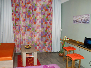 New sunny studio with Acropolis view balcony