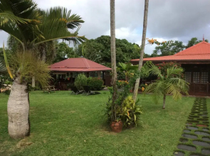 Le bungalow des bougainvilliers