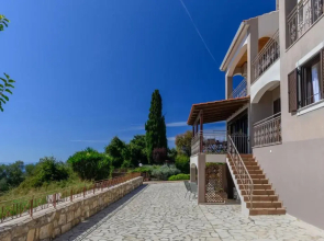 Vivian's Studio Endless View