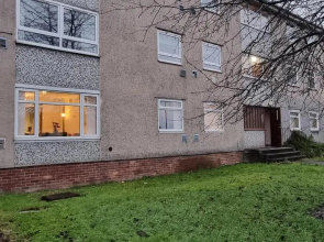PREMIER - Whifflet Apartment