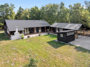 "Kunegunda" - 650m from the sea in Sealand
