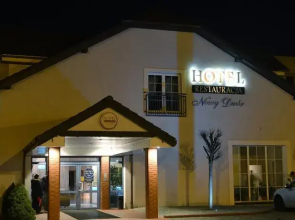 Hotel Nowy Dwór