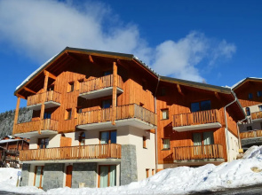 Comfortable Apartment Located at the ski Slopes in Valfréjus
