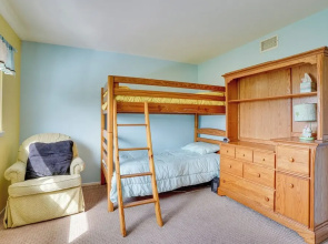 Santa Ana Home w/ Patio, 9 Mi to Disneyland!