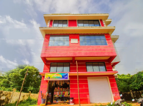 OYO 18352 Home Elegant 2BHK Mall De Goa