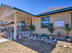 Bryce Canyon Area House w/ Mountain Views!