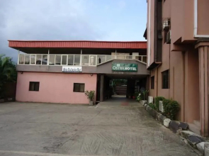 Ostra Hotels