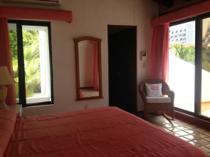 Stella Maris Three Bedroom Villa