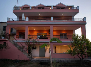 Spacious House with great view in Corfu