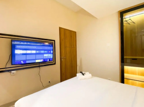 Comfy and Modern Look 1BR LRT City Jatibening Apartment