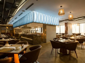 Prince Hotel Da Nang (Formerly Sel de Mer Hotel & Suites)