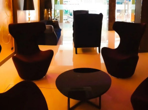 iCheck inn Nana by Aspira