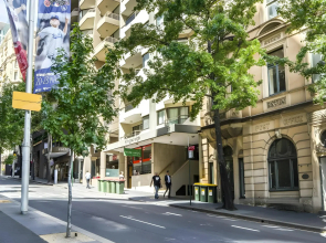 Metro Apartments on King Street