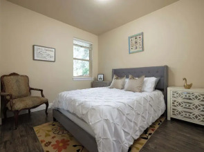 Charming Bend Sanctuary for 6!