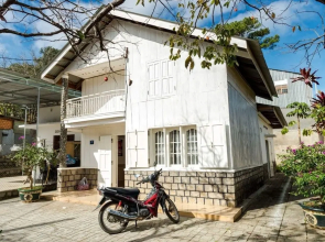 Abosutoku Da Lat