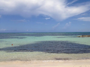 Seacastles by the beach/pool