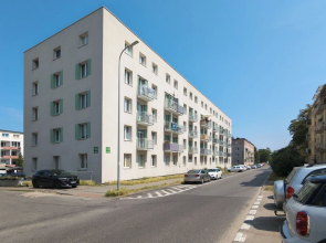 Apartment Komandorska by Renters