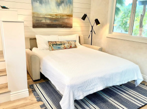 Hale Oahu Cottage by Avantstay Stunning Beachfront Estate!