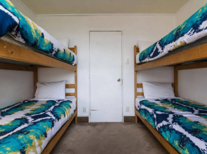 Lake Hawea Hostel