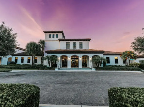 Upstay - 20 Guest Mansion w THE Best Amenities