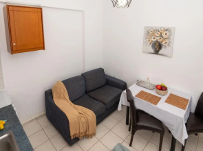 Zenia House