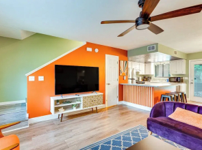 Resort-style PCB Townhome: Beach Access & Pools!