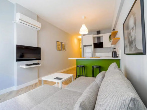 Central Flat near Beach in Muratpasa Antalya