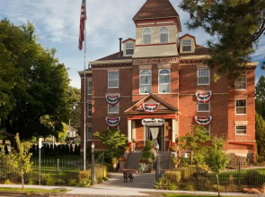 The Roosevelt Inn