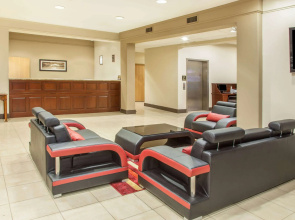 Hawthorn Extended Stay by Wyndham Bloomington