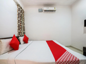 OYO 36978 Hotel Harsh