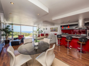 Benoa Apartment