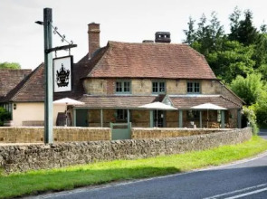 The Kings Arms Guest House  Restaurant