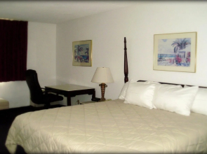 Garden Hotel and Conference Center