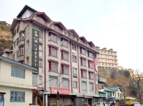 OYO 6138 Hotel Majestic Grand