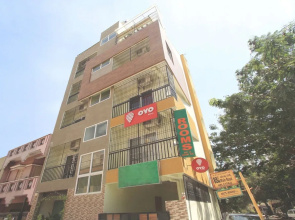 OYO Flagship 829 Garden Green