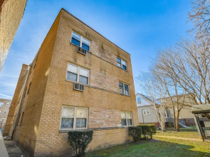 Chicago Vacation Rental Condo: 11 Mi to Downtown