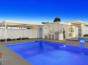 Wexler Steel House 4 - Pool Spa and Grand Piano