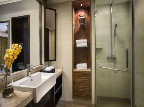 Ramada Plaza by Wyndham Sanya Bay