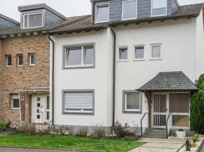 Awesome Apartment in Bonn With 1 Bedrooms and Wifi