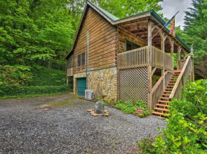 Secluded Smoky Mtn Cabin W/ Hot Tub & Fire Pit!