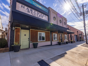 Hartwell Suites